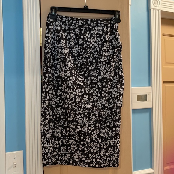 NEW - Floral Print Drawstring Split Thigh Skirt - Picture 5 of 9